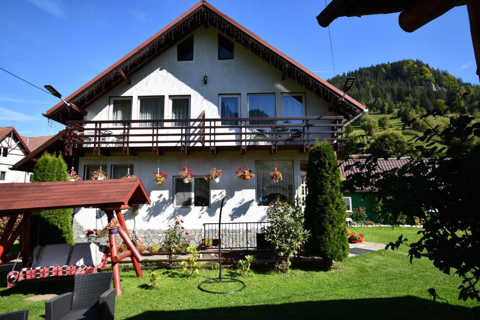 Готель Casa Stefanut Моєчу-де-Сус Екстер'єр фото